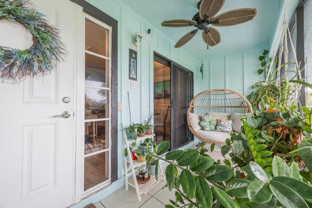 Photo of 201 SW 1st Street #0100, Boca Raton, FL 33432 (MLS # R11150488)