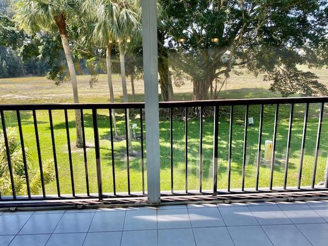 FOUNTAINS OF PALM BEACH C - Residential Lease