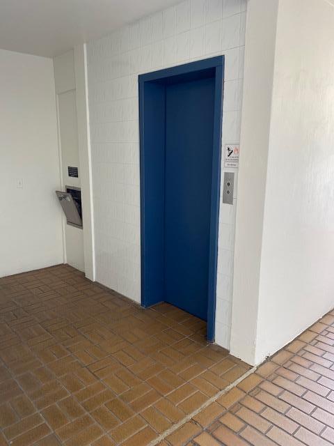 FOUNTAINS OF PALM BEACH CONDO 4 - Residential Lease