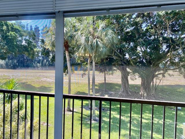 FOUNTAINS OF PALM BEACH C - Residential Lease