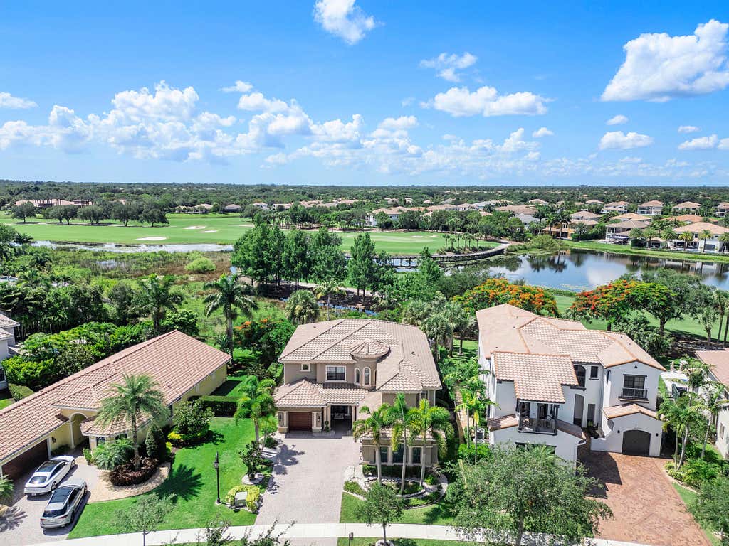 Photo of 10282 Emerson Street, Parkland, FL 33076 (MLS # B26048250)