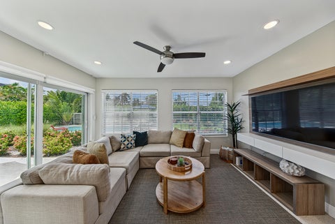 Tiny photo for 4795 NE 18TH Avenue, Oakland Park, FL 33334 (MLS # B26063579)