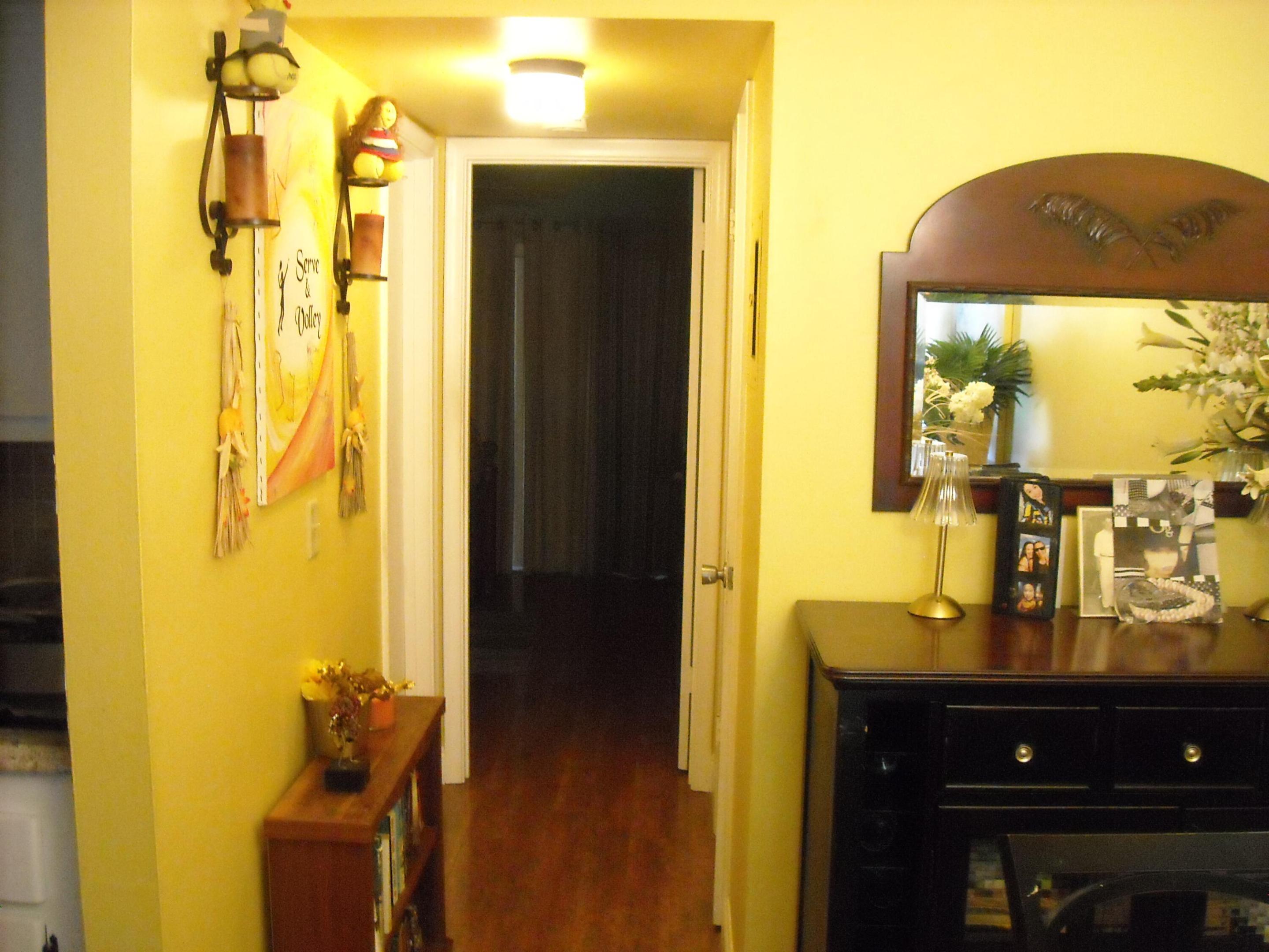 SUSSEX CONDO - Residential