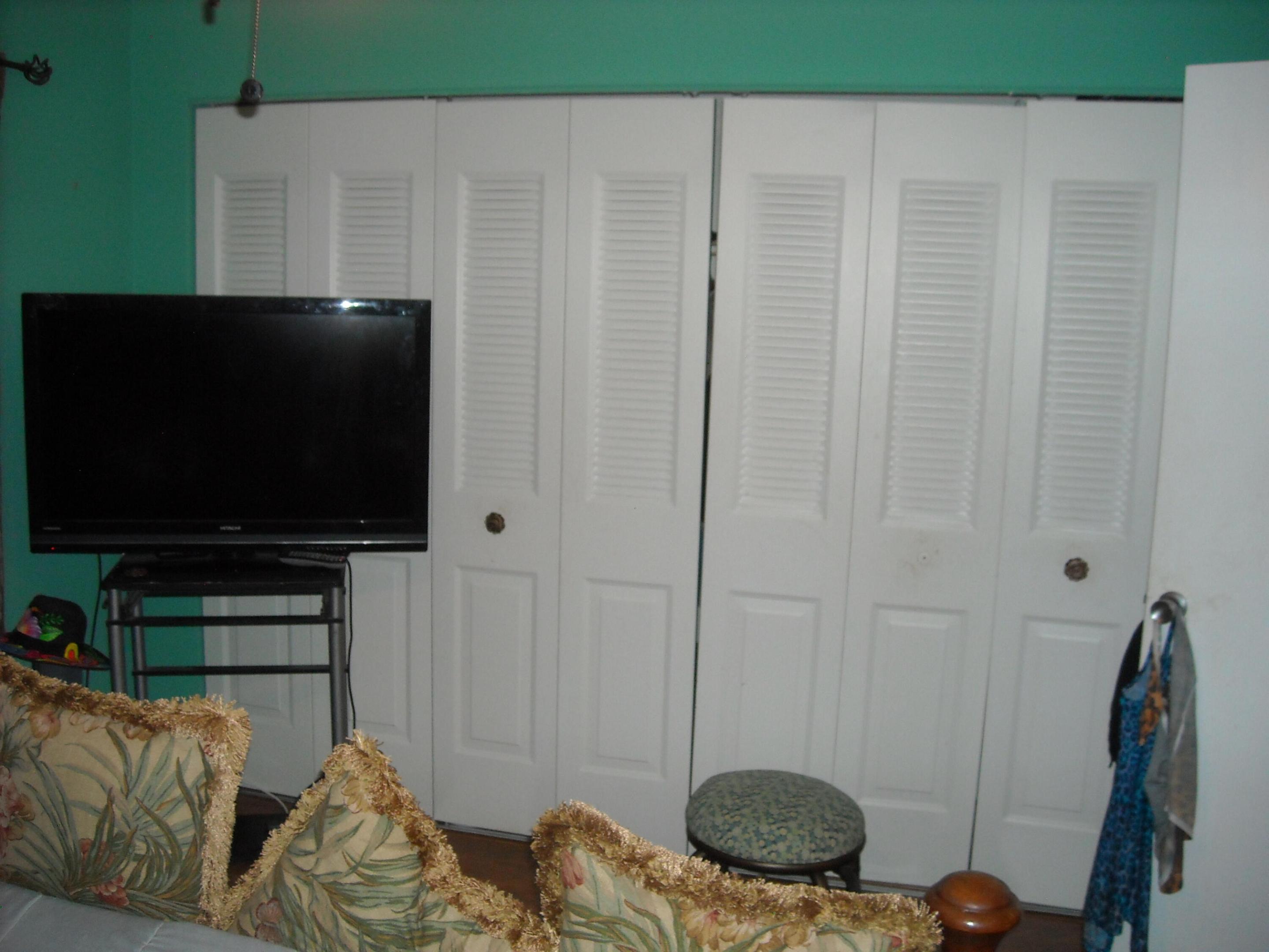 SUSSEX CONDO - Residential