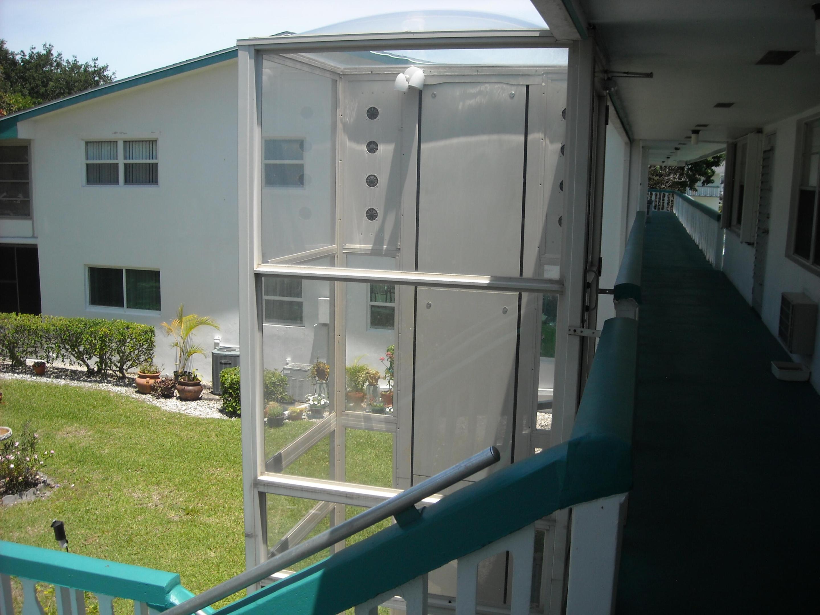 SUSSEX CONDO - Residential