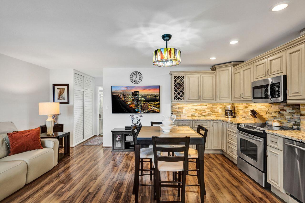 1850 S Ocean Drive 213