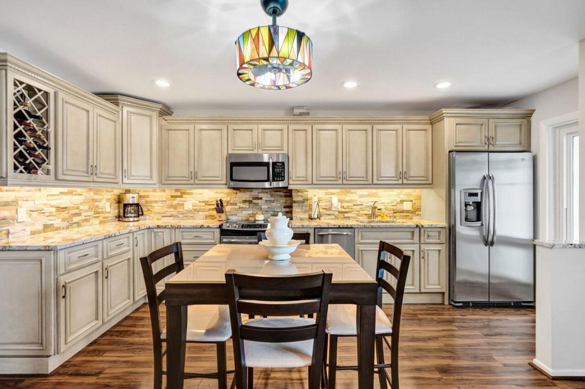 LAKE MAYAN APTS CO-OP - Residential