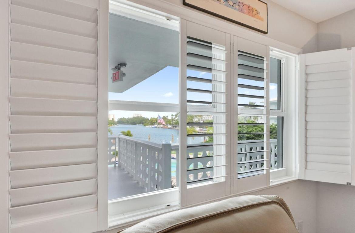 LAKE MAYAN APTS CO-OP - Residential