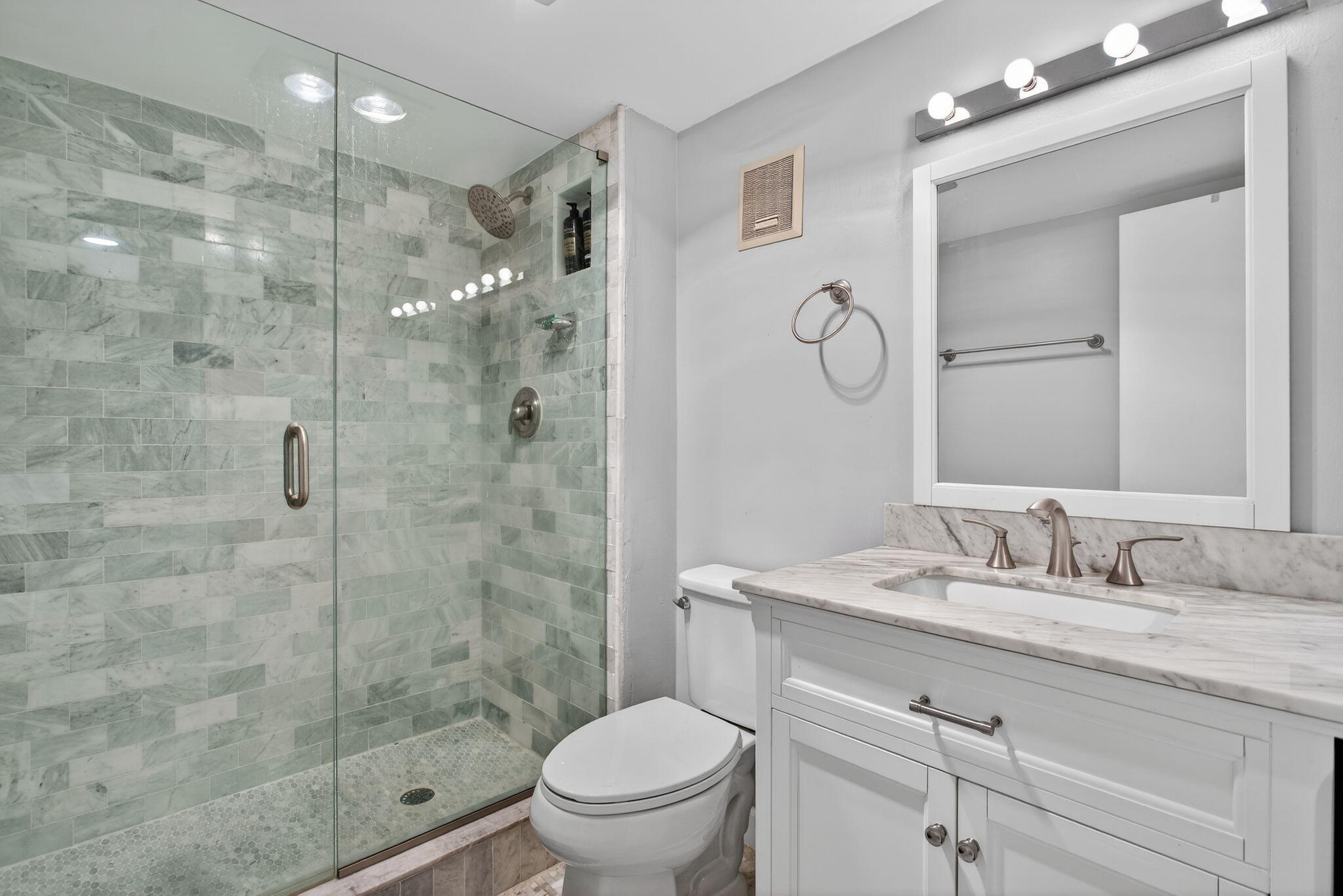 Palm Aire Country Club Apts - Residential Lease