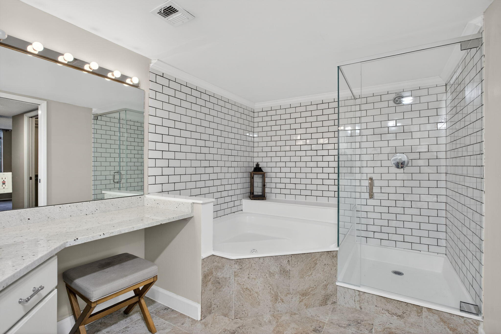 Palm Aire Country Club Apts - Residential Lease