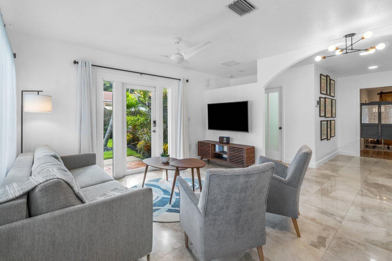 Flamingo Park - Residential Lease