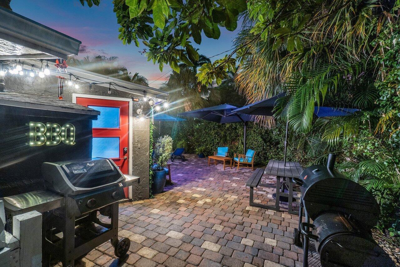 Flamingo Park - Residential Lease