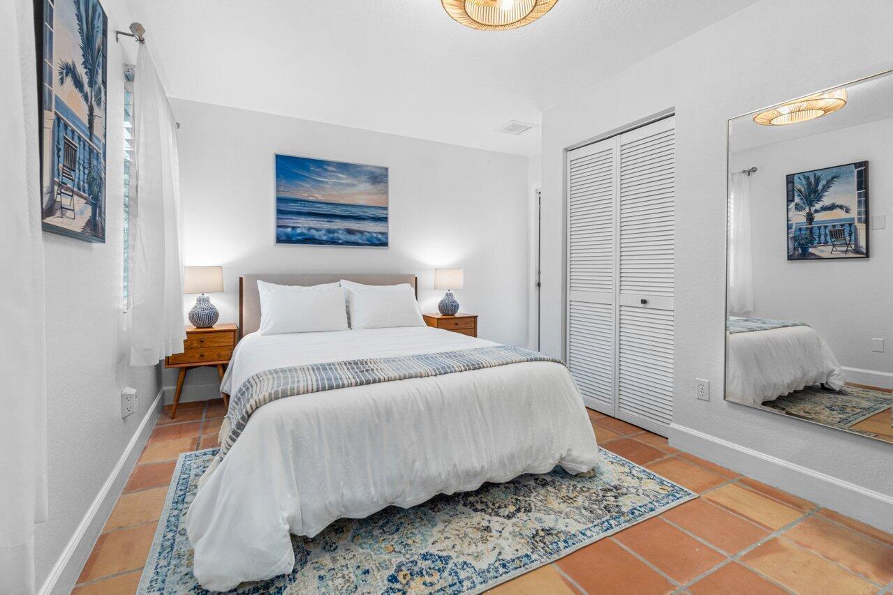 Flamingo Park - Residential Lease