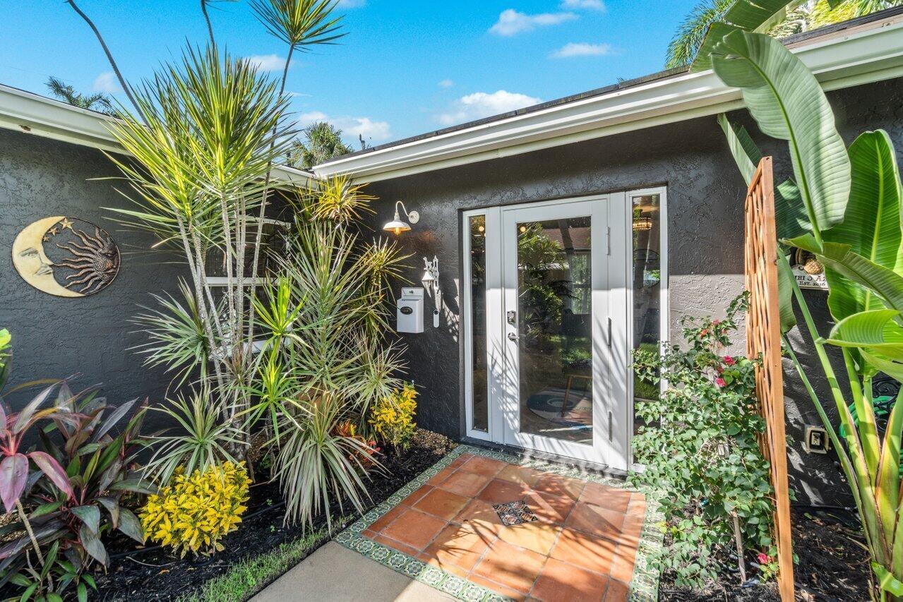 Flamingo Park - Residential Lease