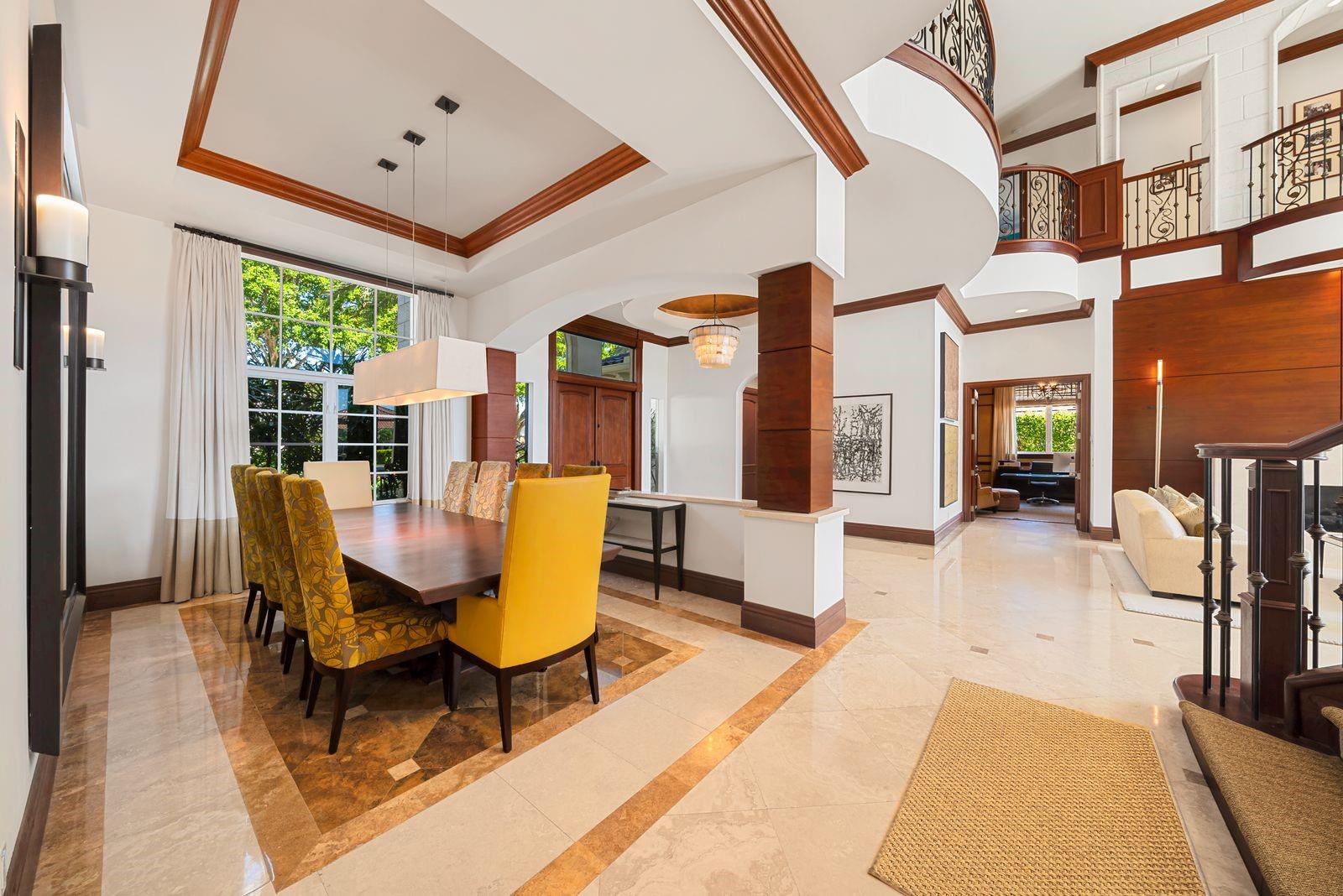 Bay Colony - Residential