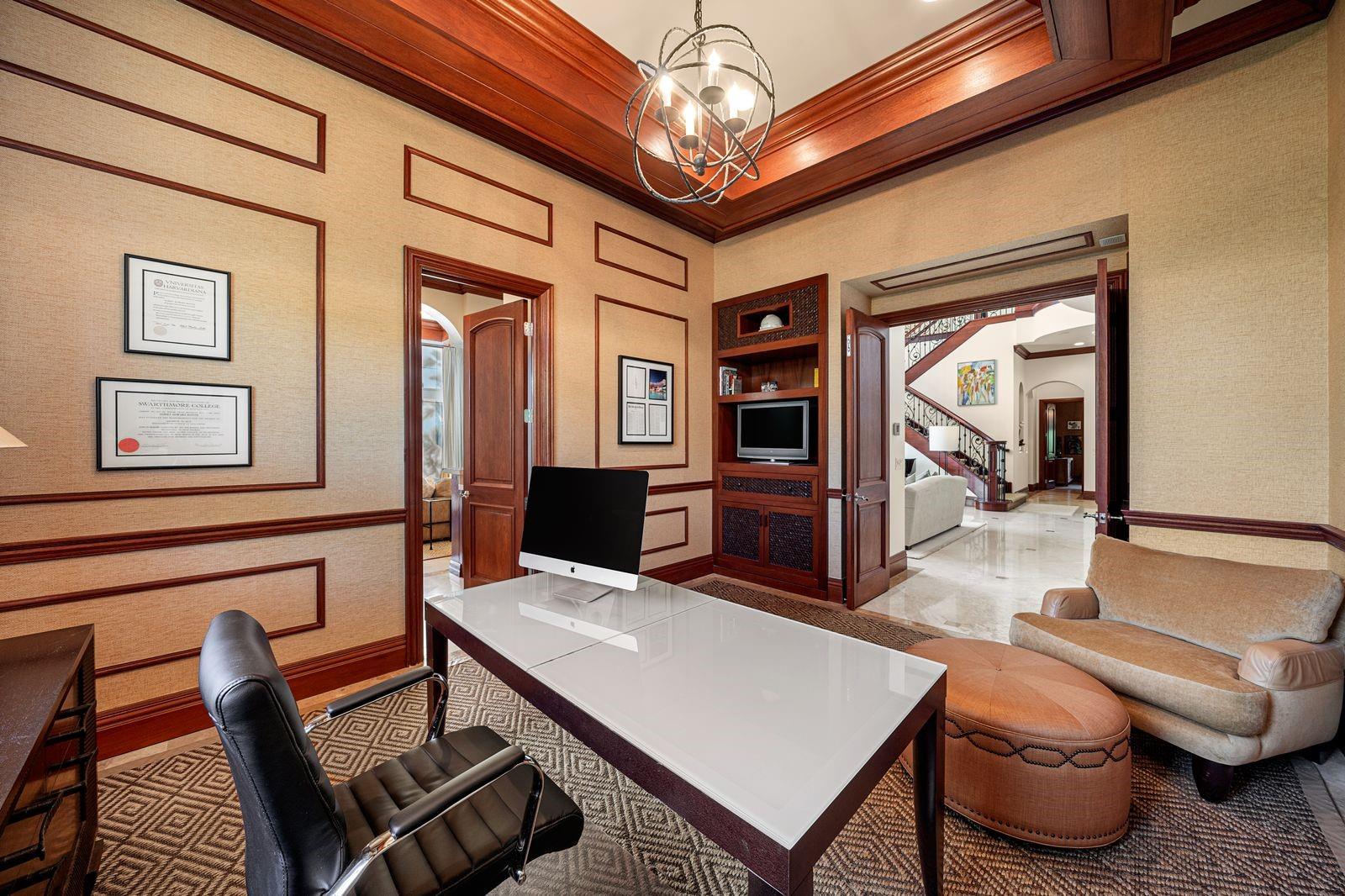 Bay Colony - Residential