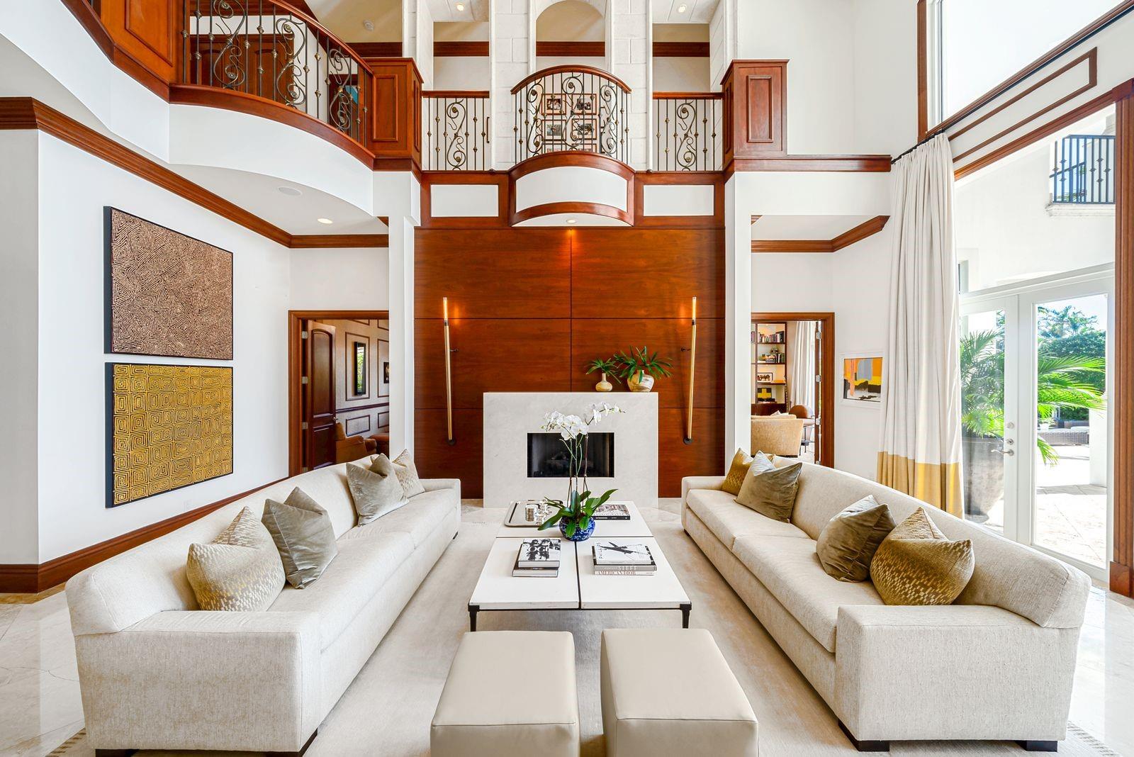 Bay Colony - Residential