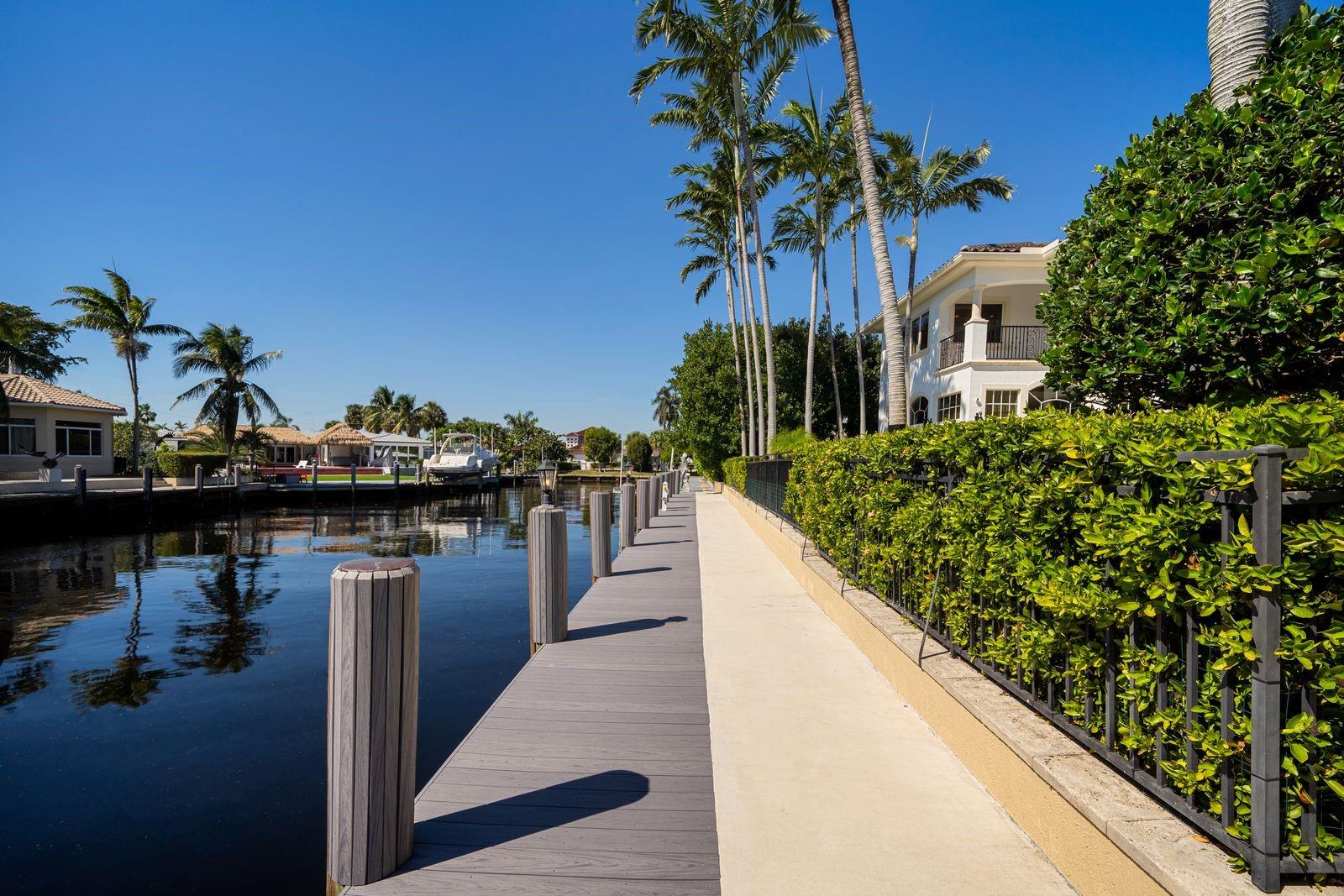 Bay Colony - Residential