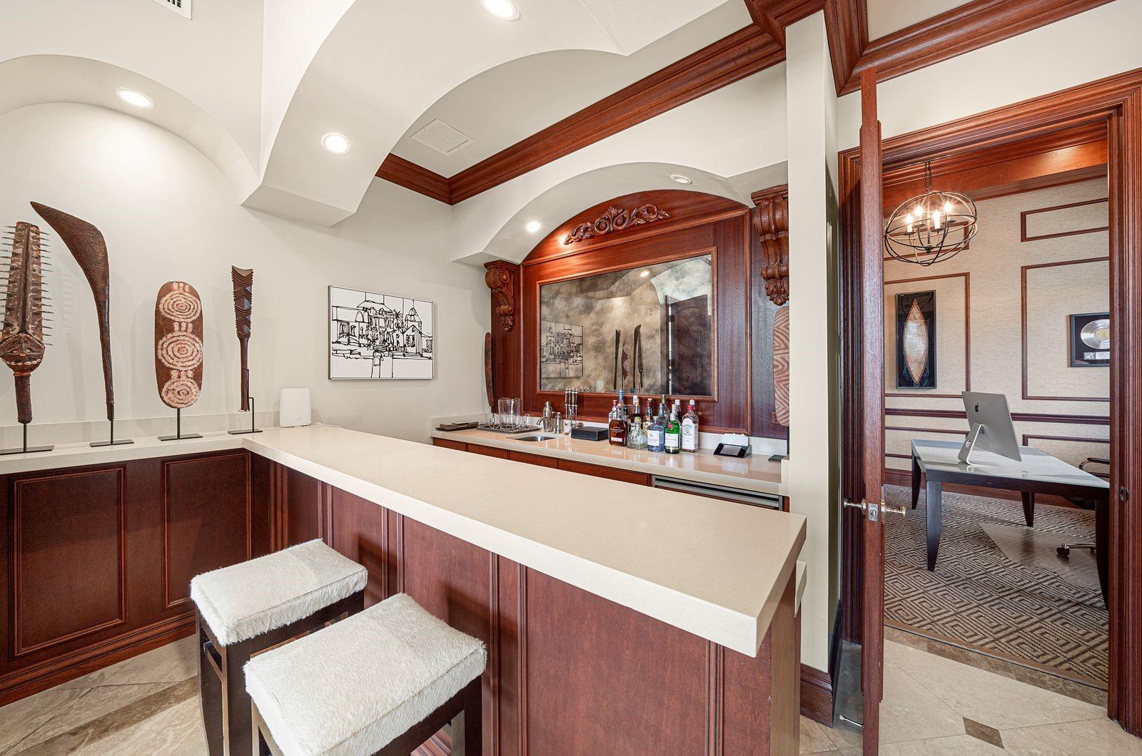 Bay Colony - Residential