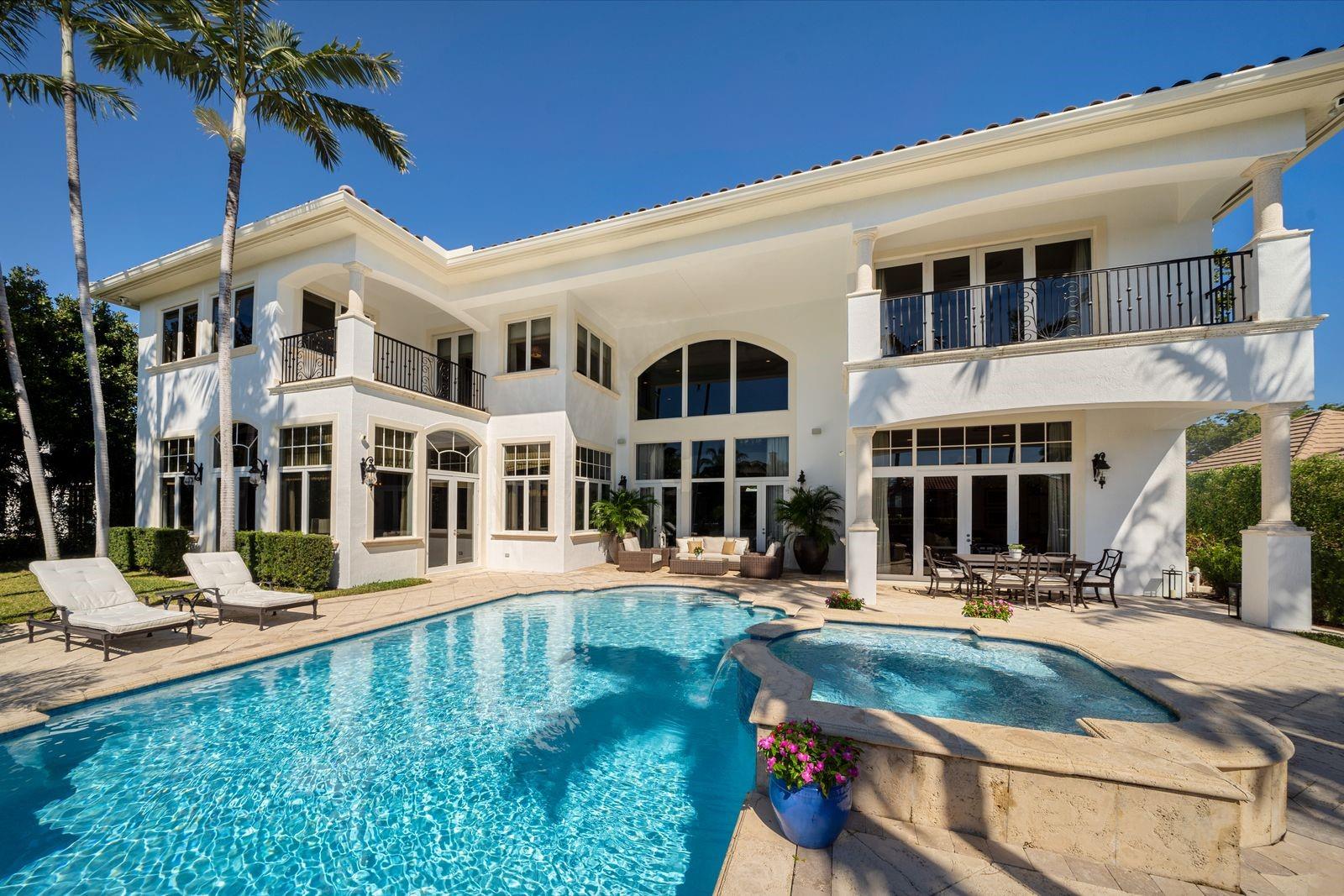 Bay Colony - Residential