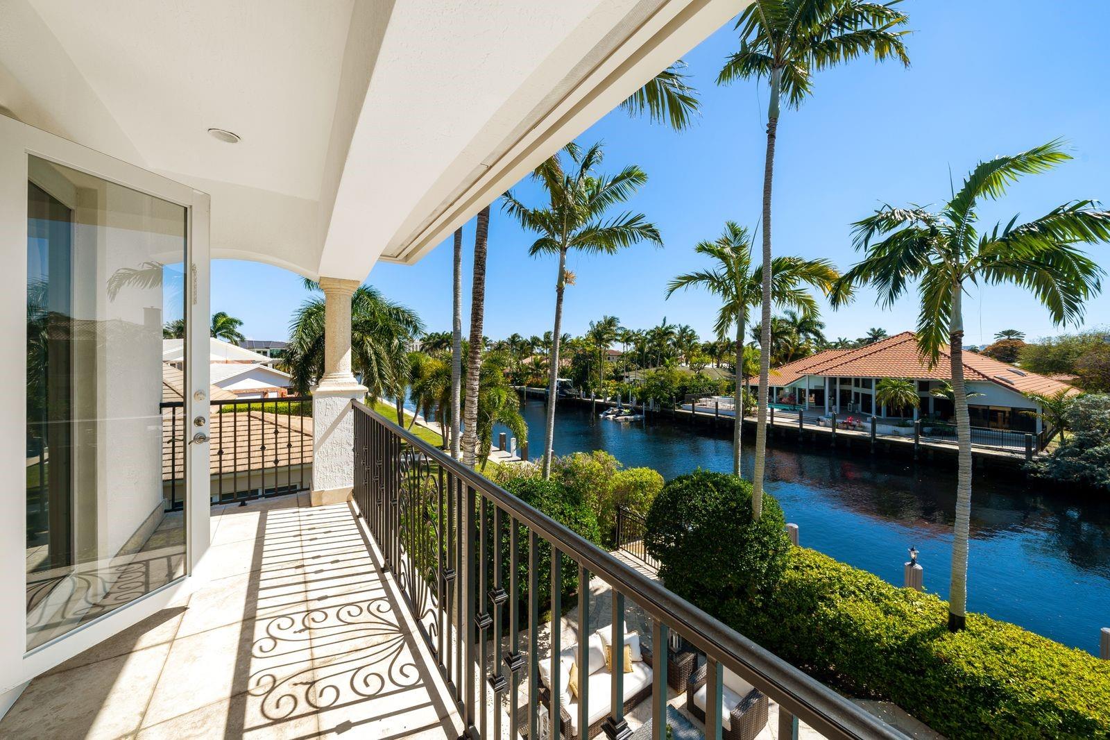 Bay Colony - Residential