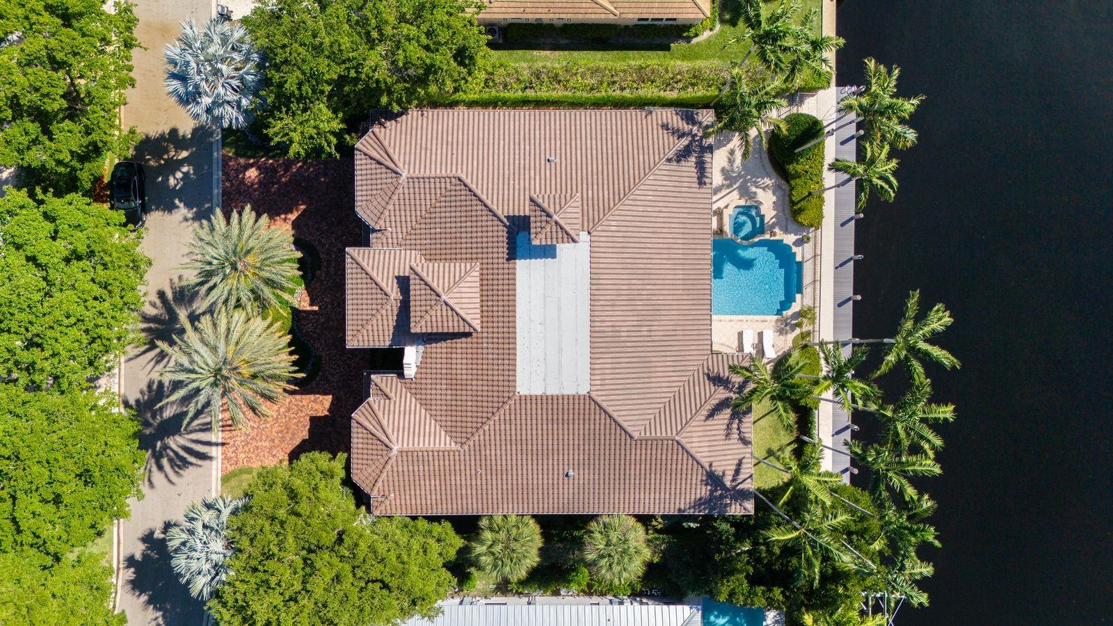 Bay Colony - Residential