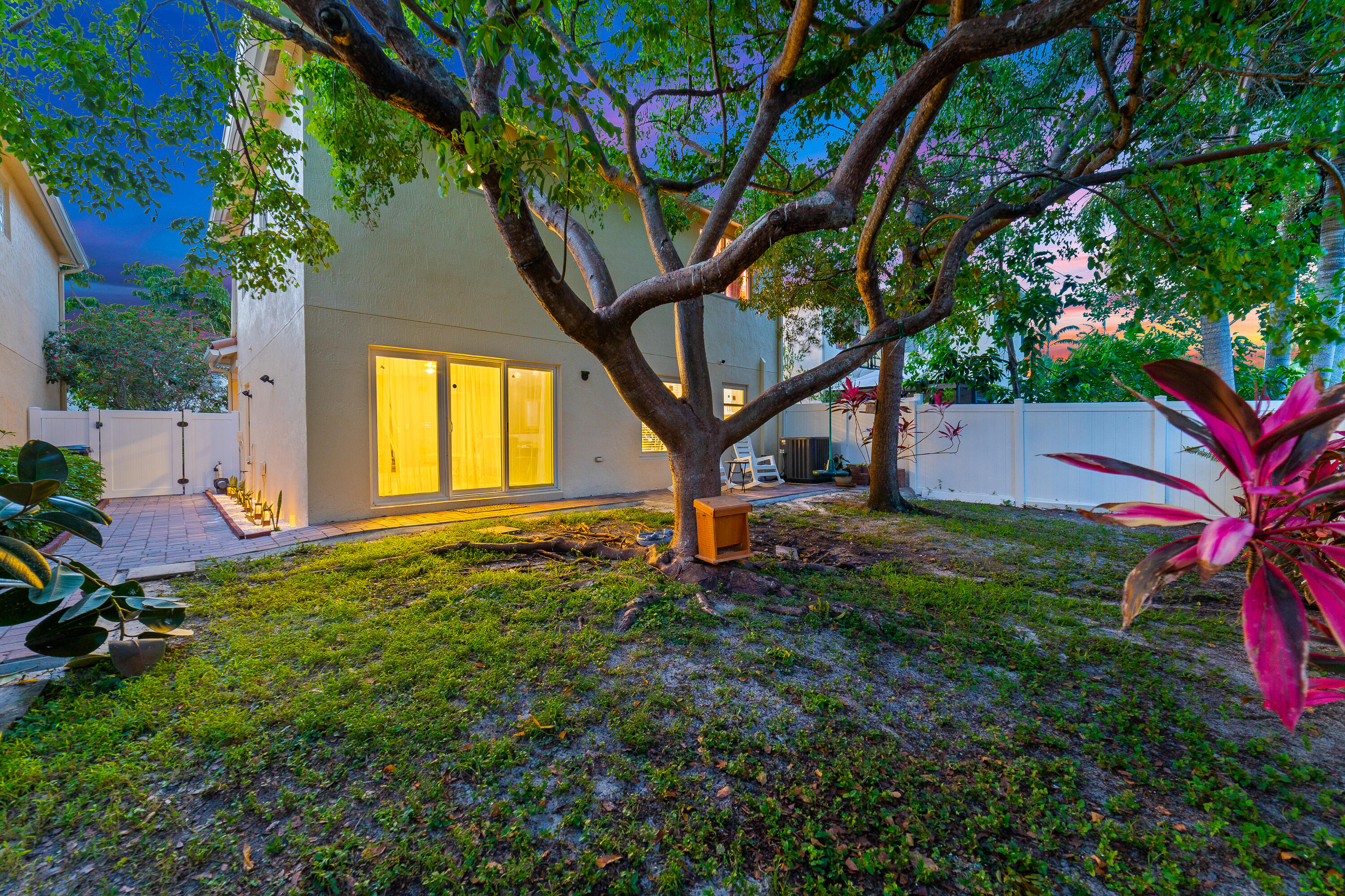 PARK PLACE OF WELLINGTON - Residential