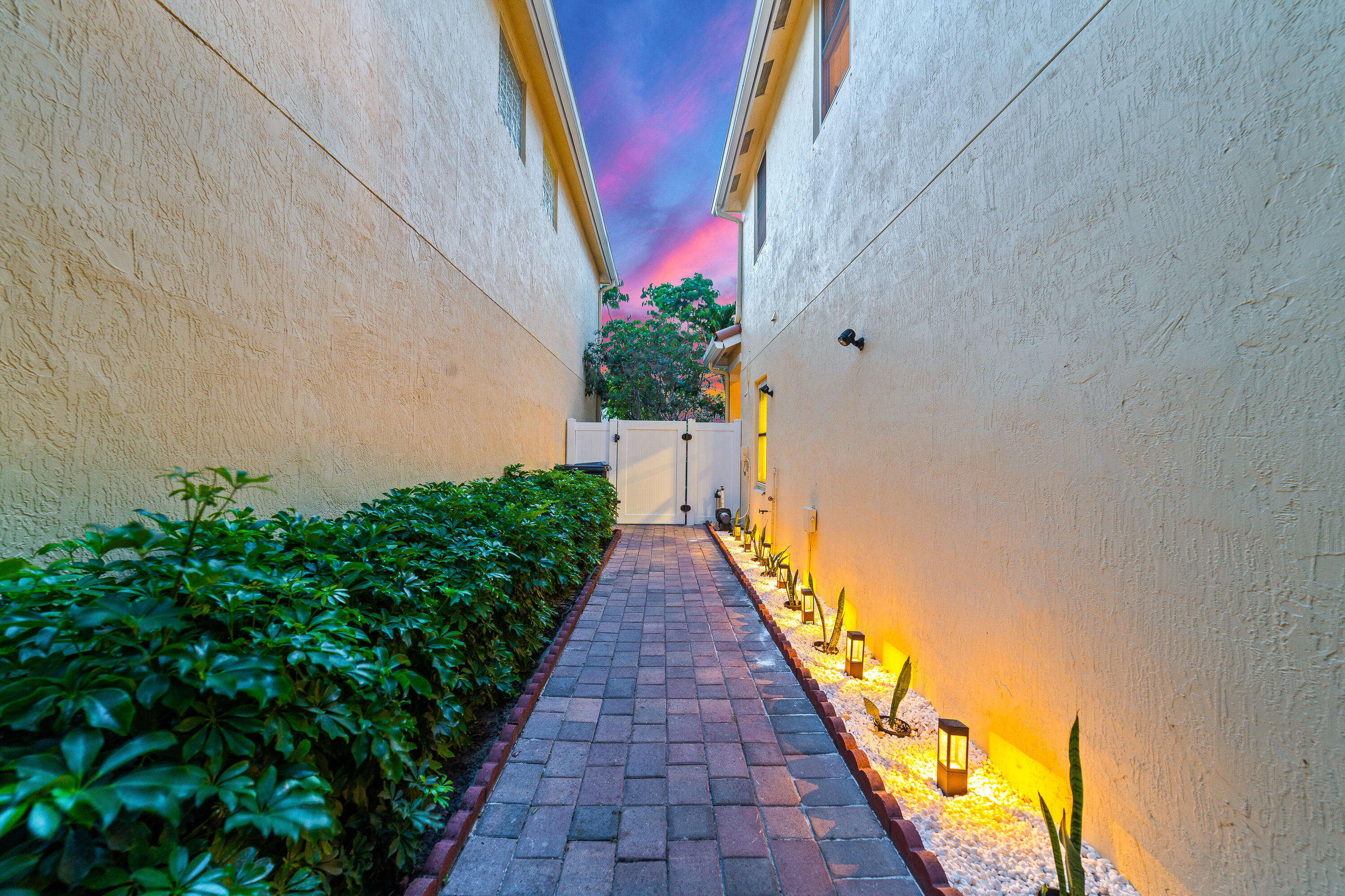 PARK PLACE OF WELLINGTON - Residential