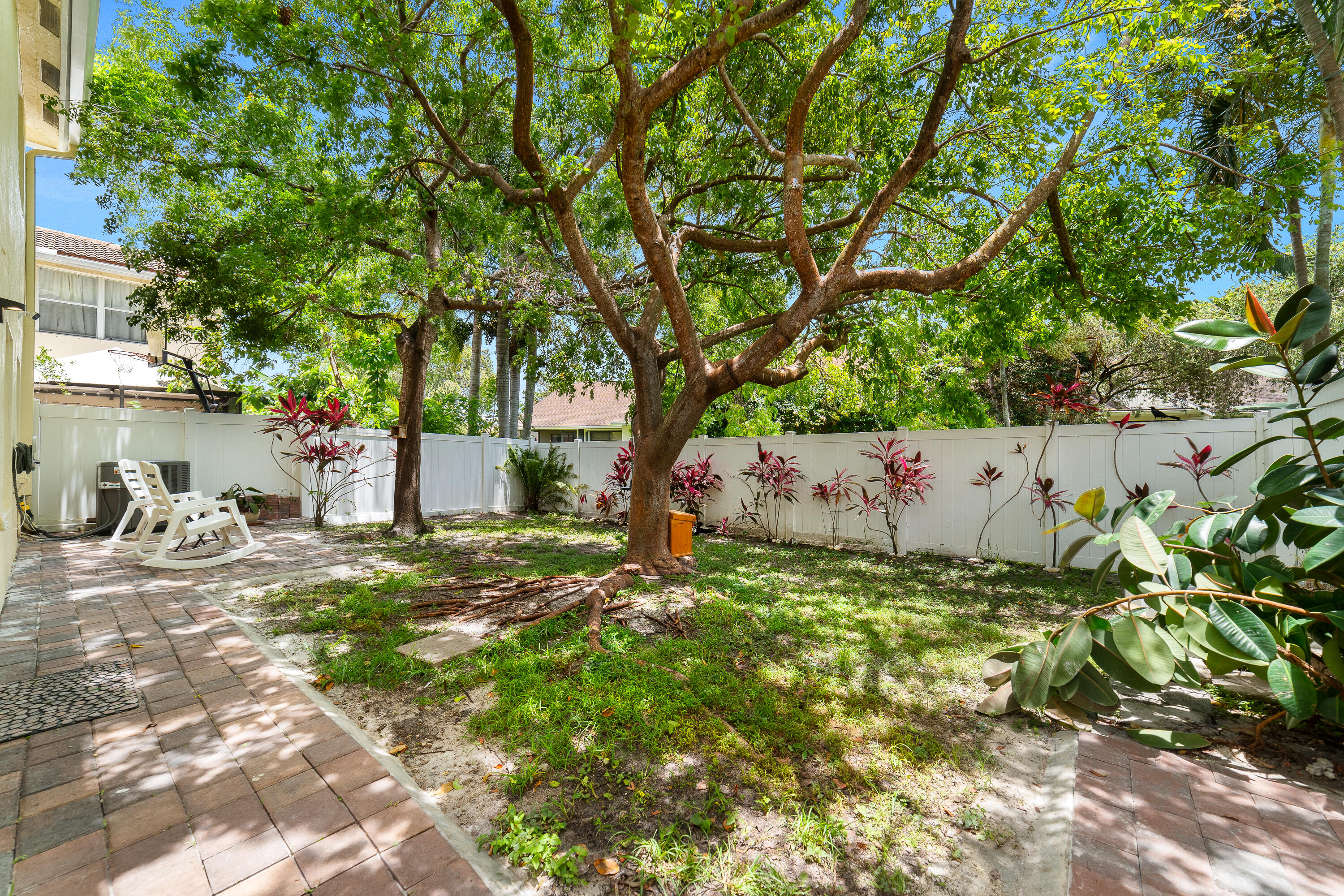 PARK PLACE OF WELLINGTON - Residential