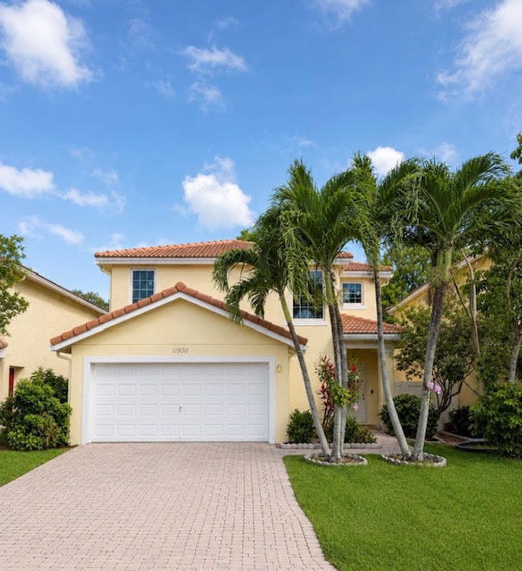 Photo of 11930 Donlin Drive, Wellington, FL 33414 (MLS # B26026021)