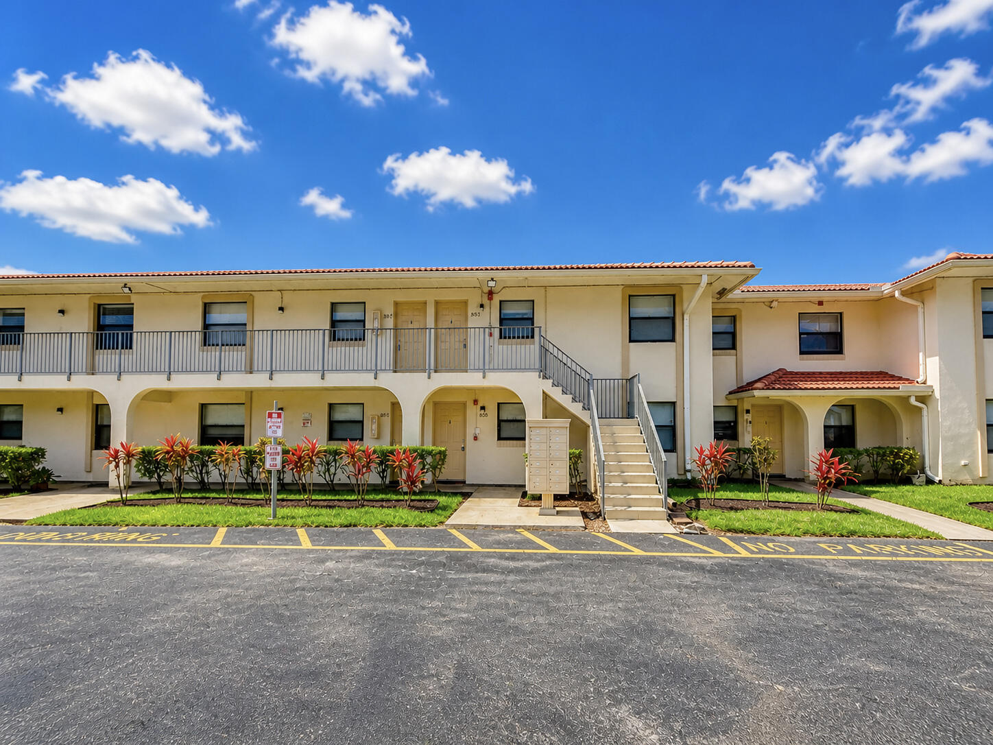 Coral Spgs Village Green - Residential Lease