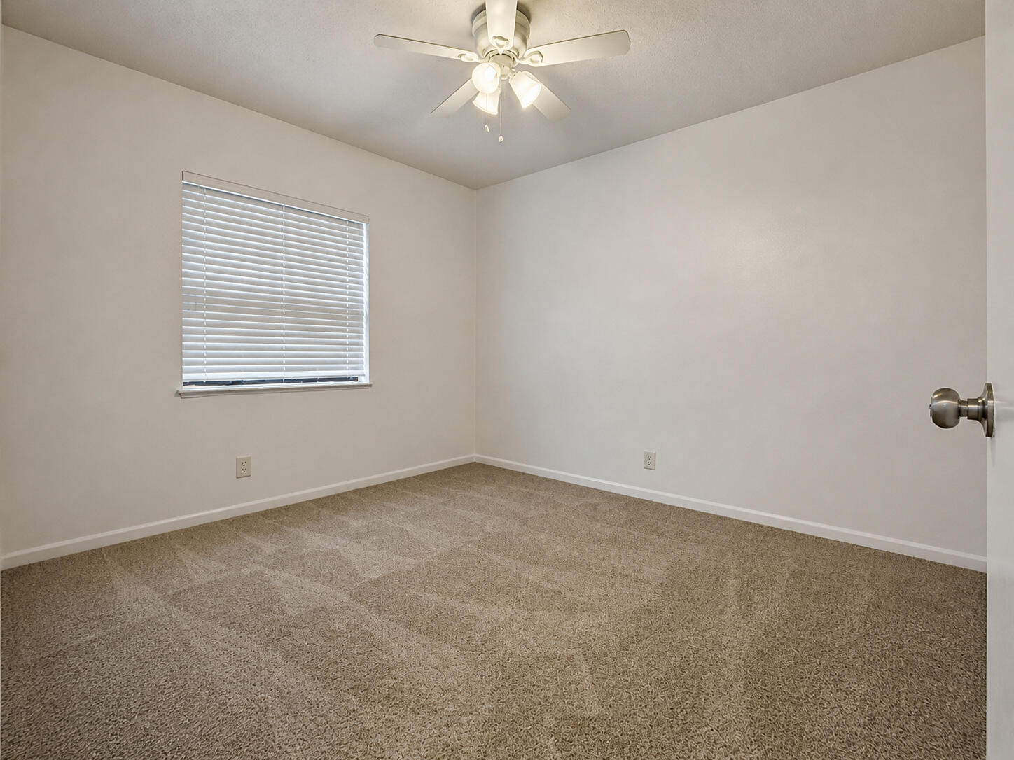 Coral Spgs Village Green - Residential Lease