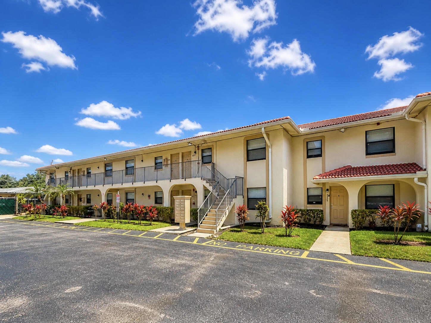 Coral Spgs Village Green - Residential Lease
