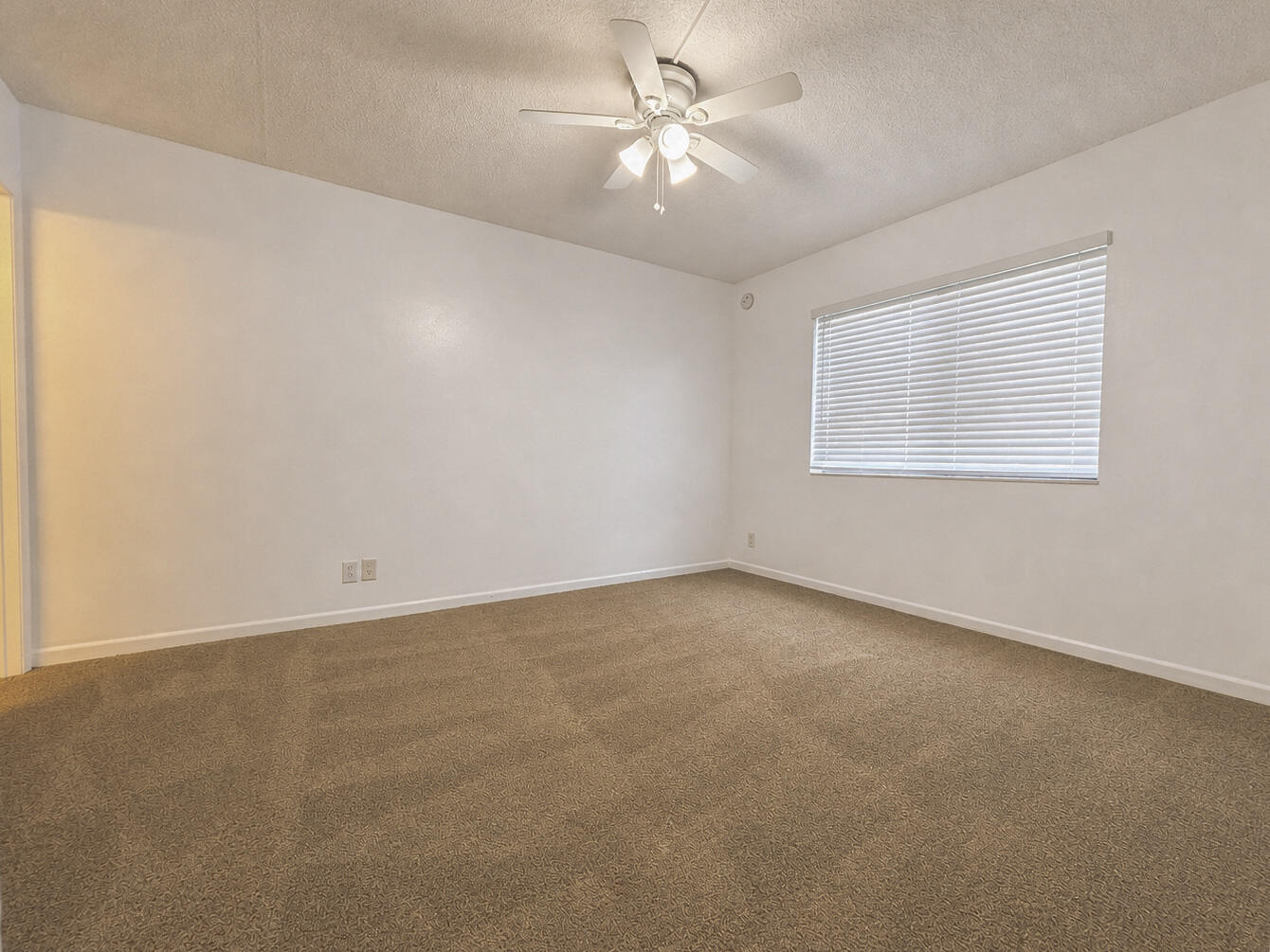 Coral Spgs Village Green - Residential Lease