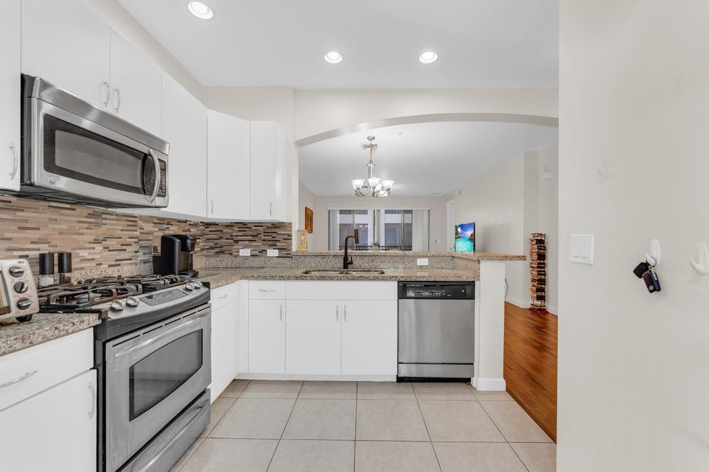 2955 NW 126th Avenue 212-5