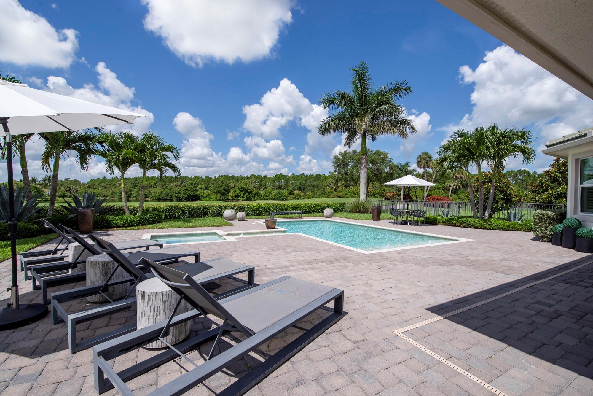 Jupiter Country Club - Residential