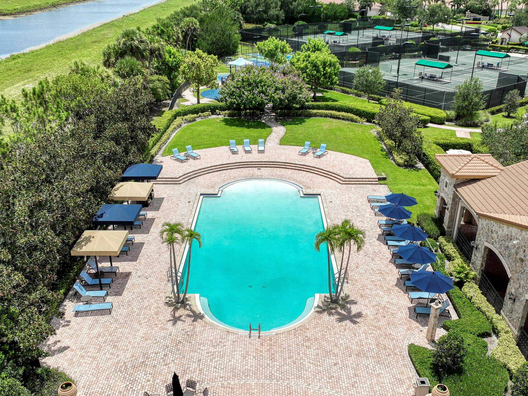 Jupiter Country Club - Residential