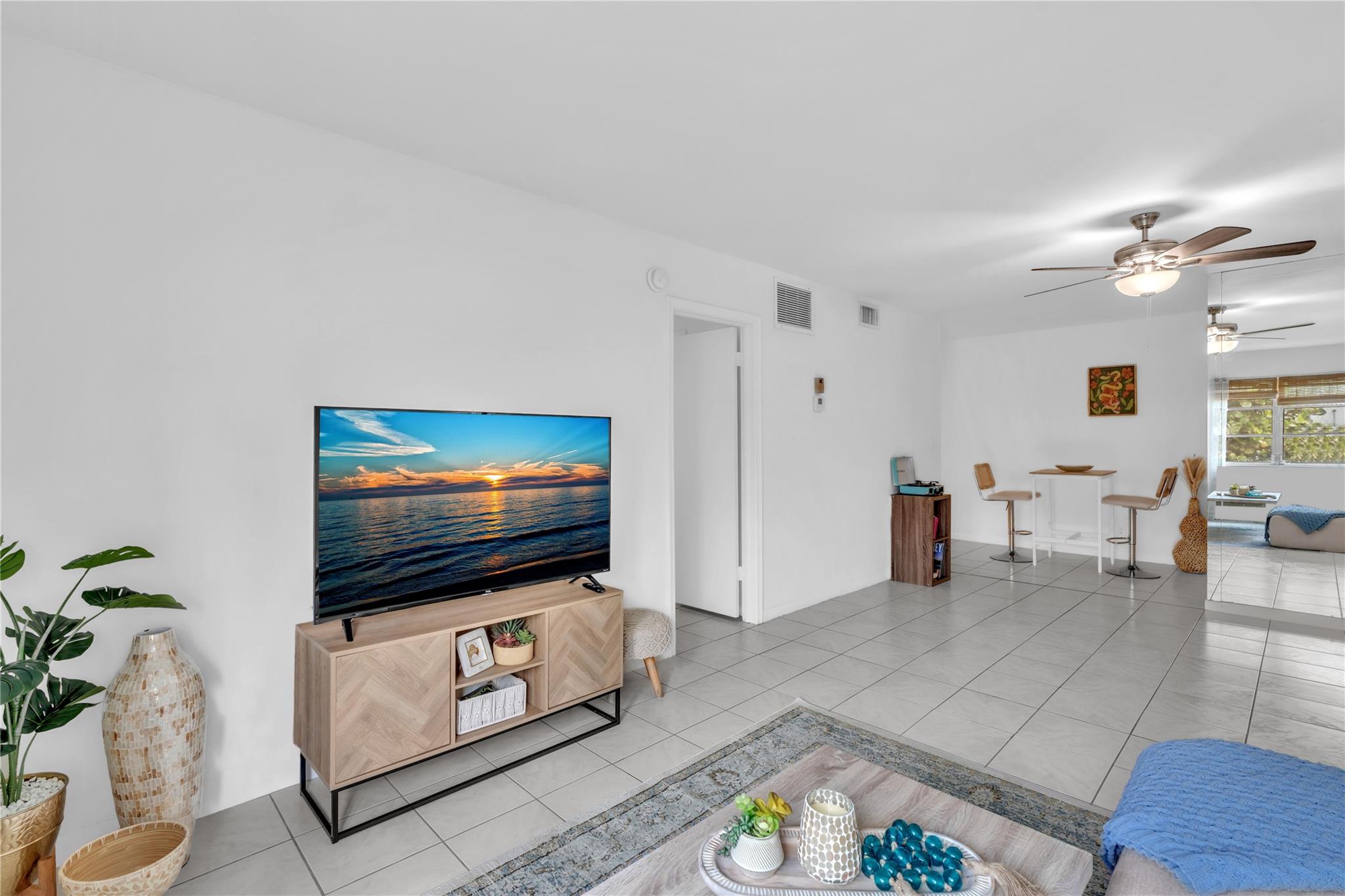 MANOR GROVE VILLAGE ONE I - Residential