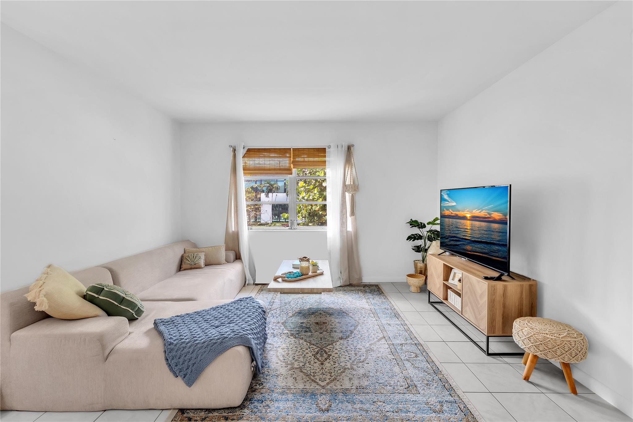 MANOR GROVE VILLAGE ONE I - Residential