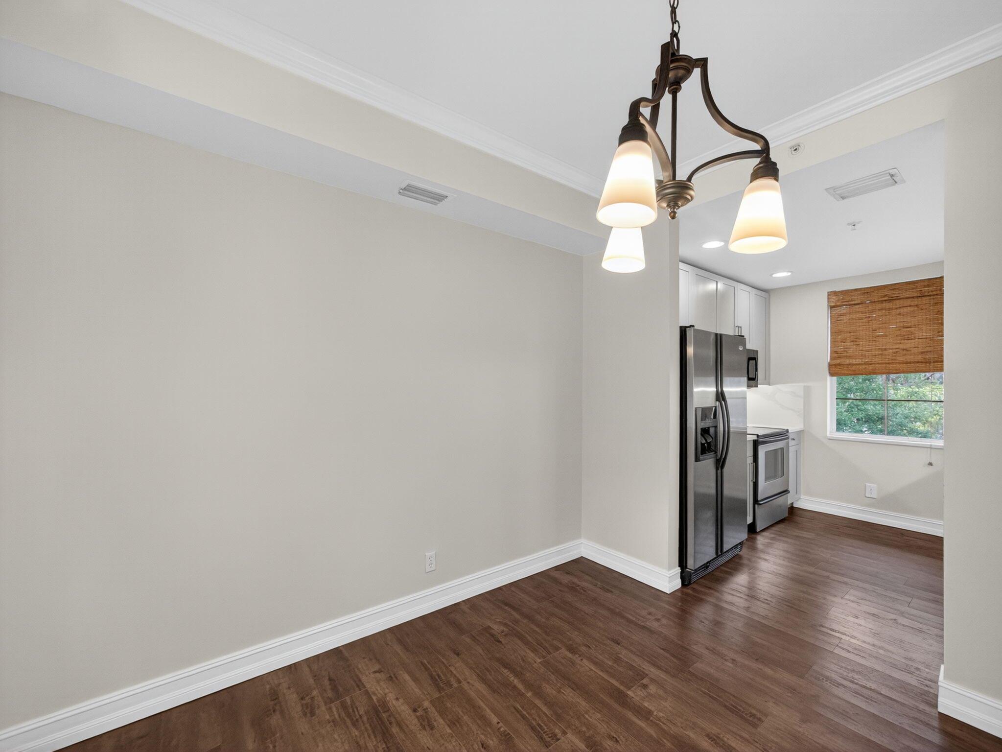 Convention Center Townhom - Residential Lease