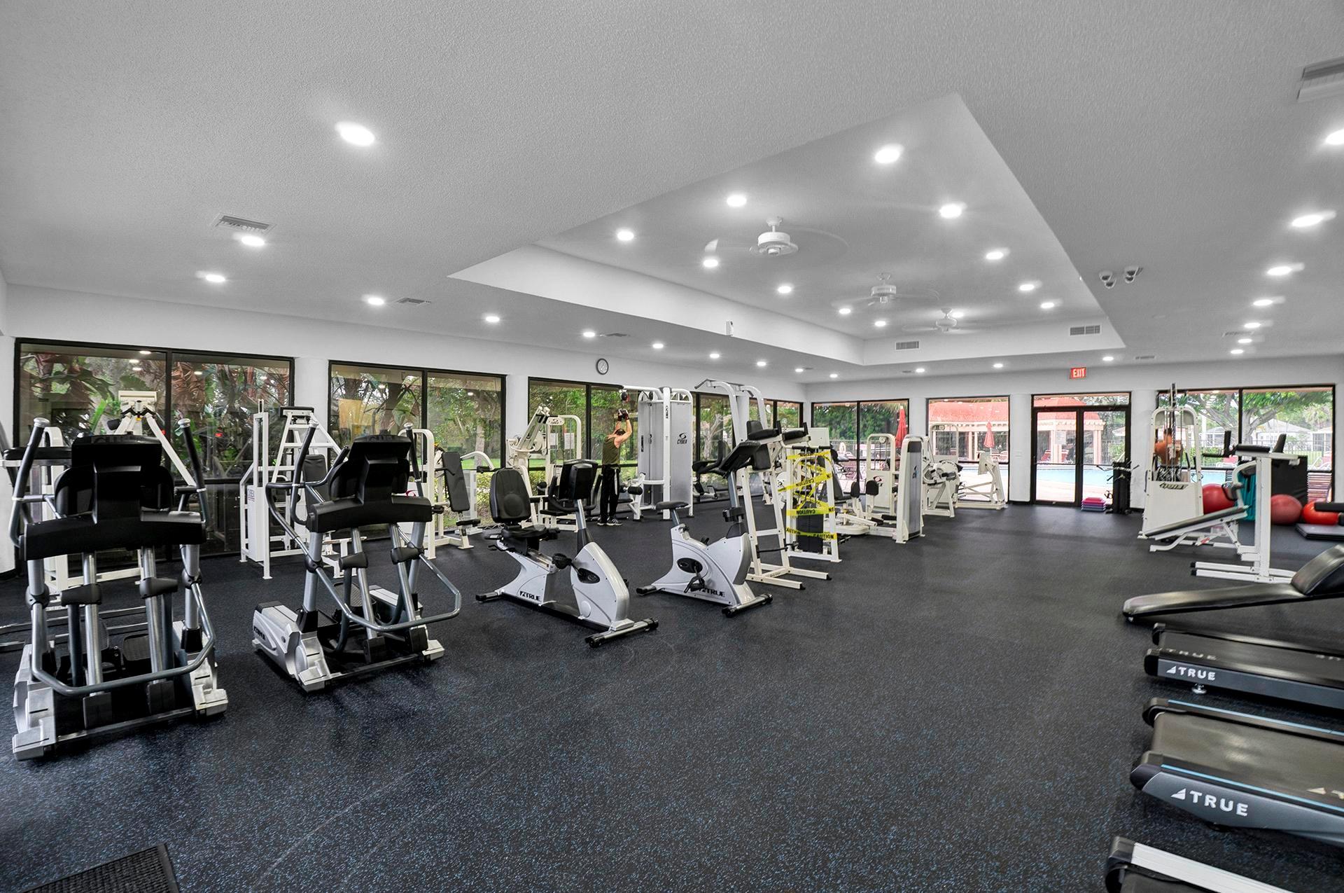 INDEPENDENCE BAY - Residential