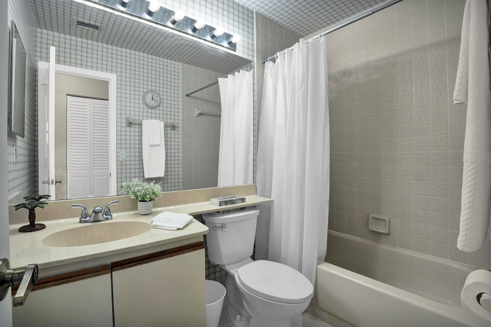 INDEPENDENCE BAY - Residential