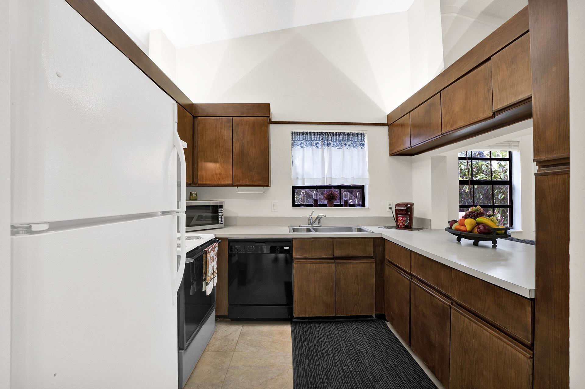 INDEPENDENCE BAY - Residential