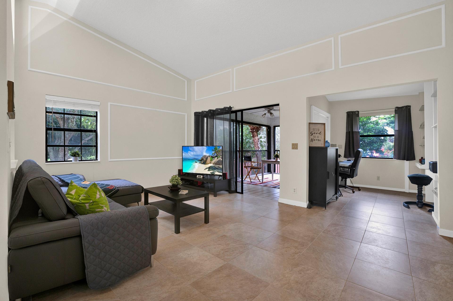 INDEPENDENCE BAY - Residential