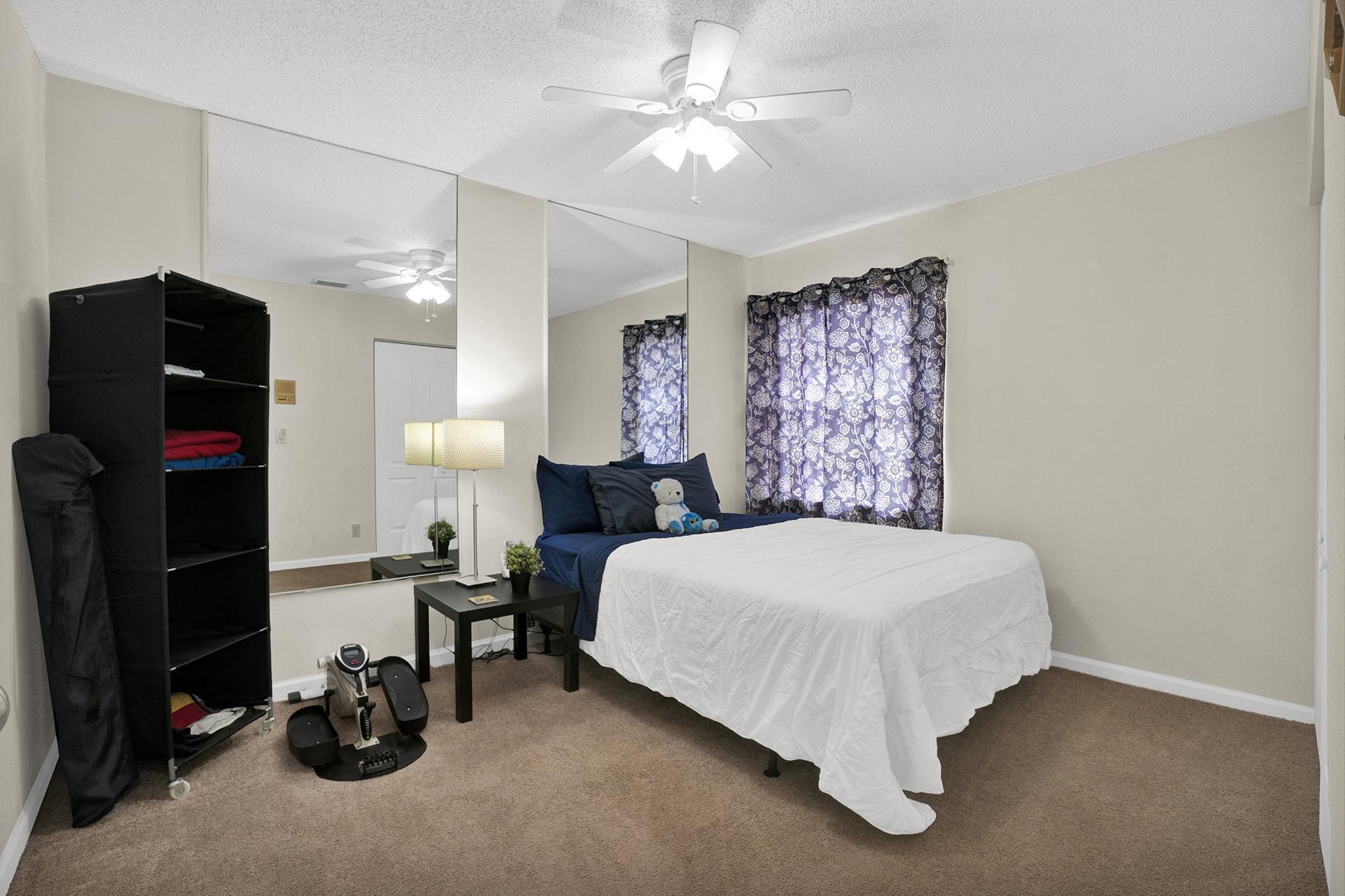 INDEPENDENCE BAY - Residential