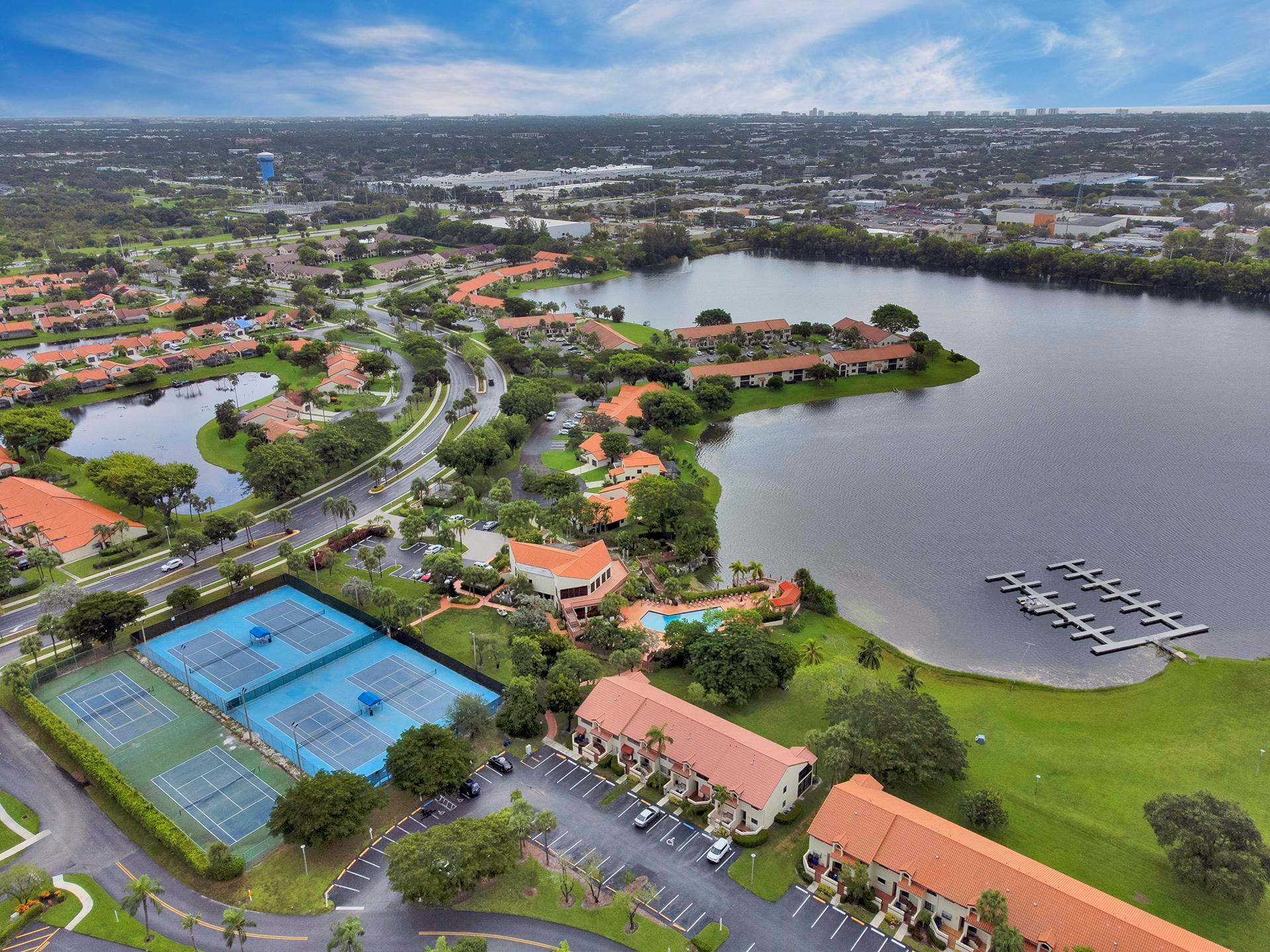 INDEPENDENCE BAY - Residential