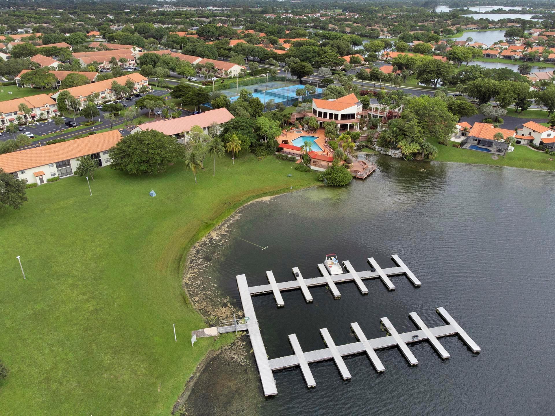 INDEPENDENCE BAY - Residential