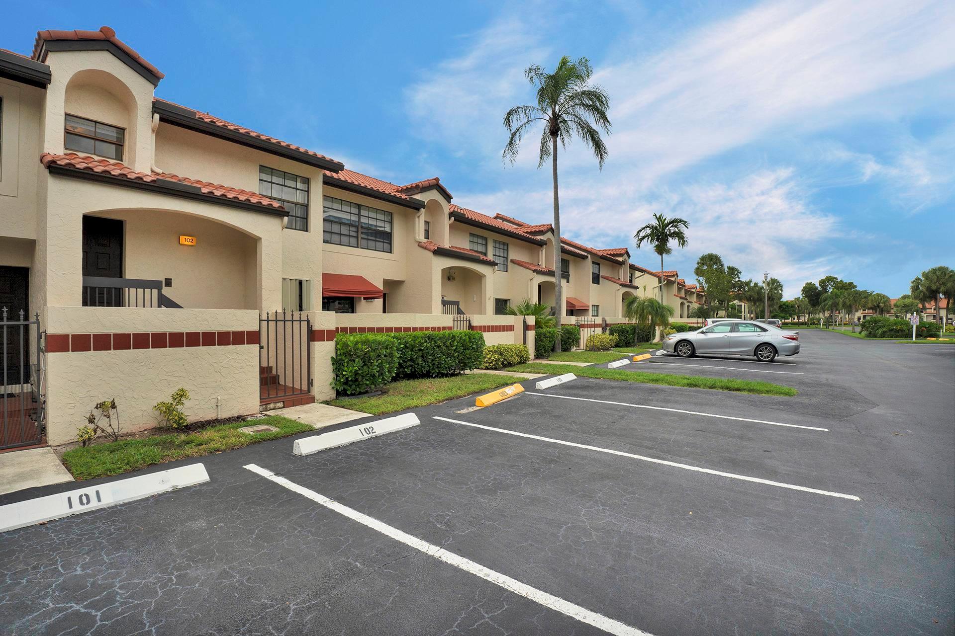 INDEPENDENCE BAY - Residential