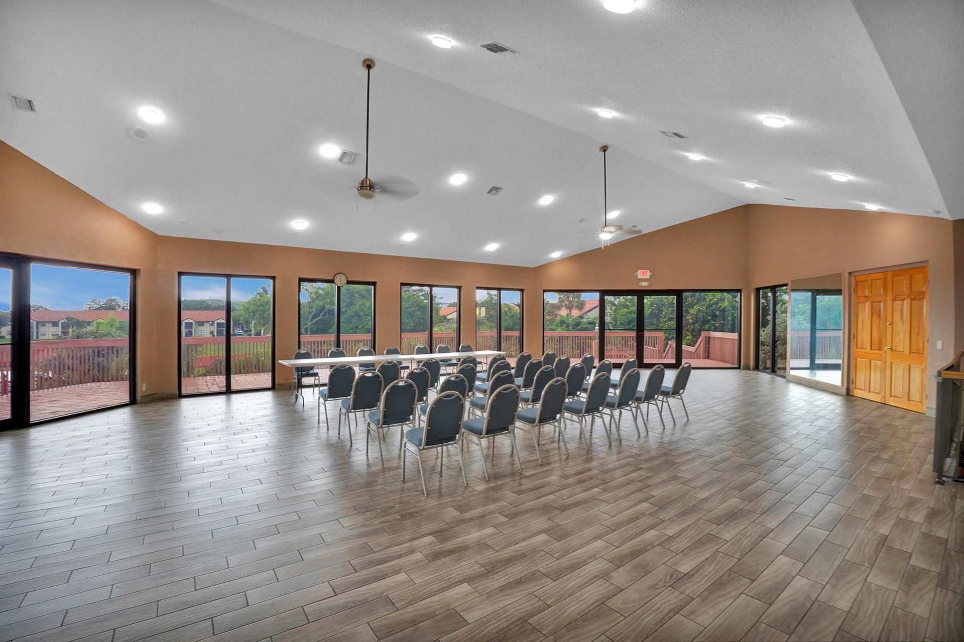 INDEPENDENCE BAY - Residential