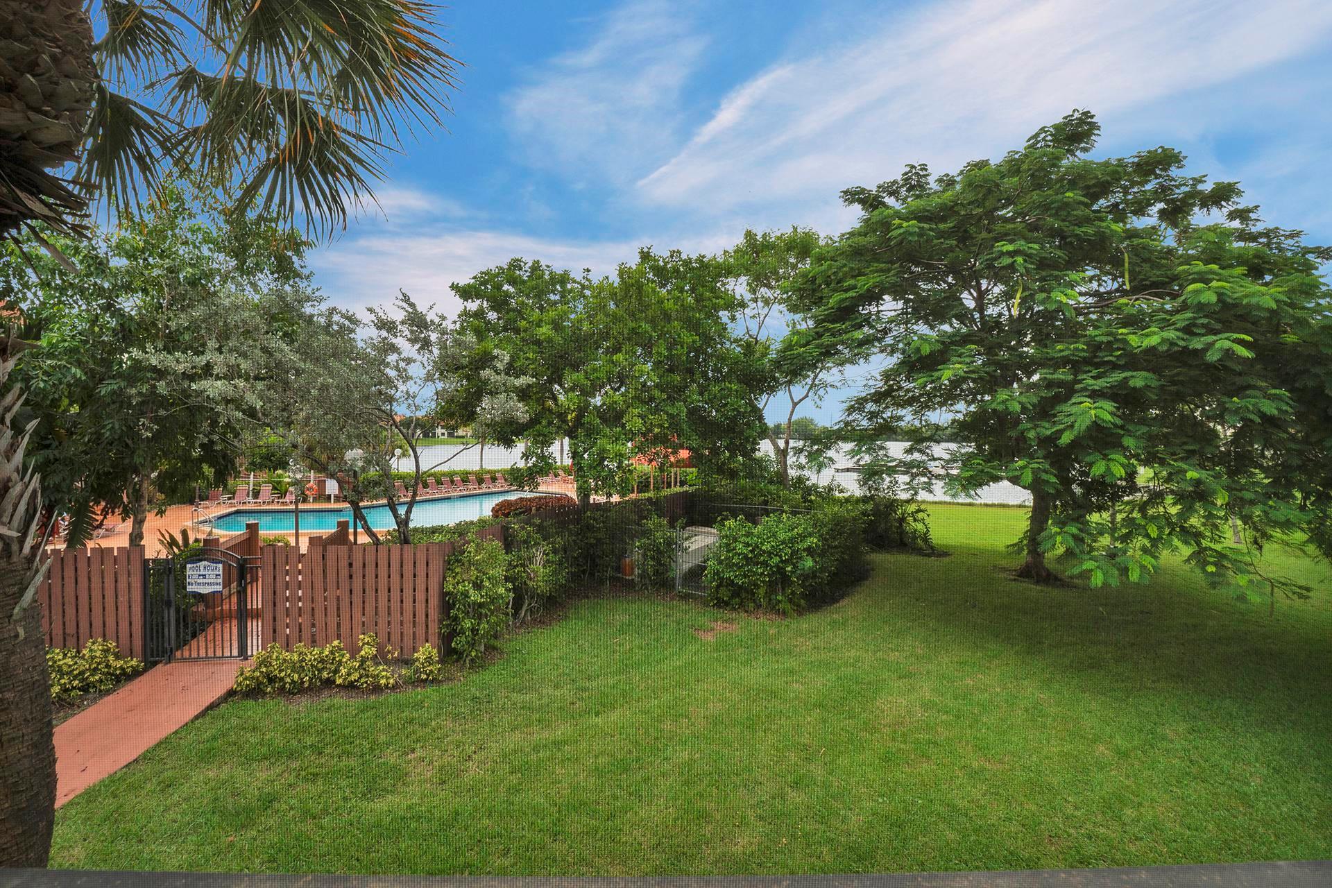 INDEPENDENCE BAY - Residential